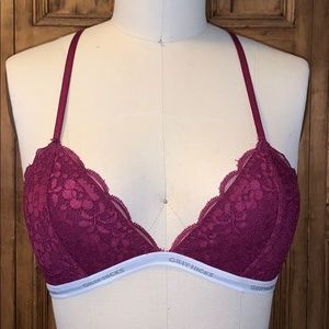 GILLY HICKS lace bralette